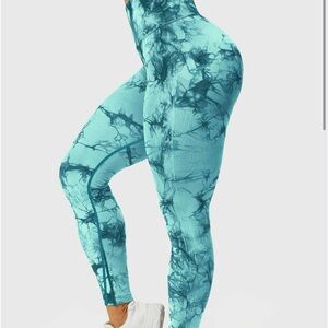 NWT Yeoreo scrunch butt lift leggings large turquoise
